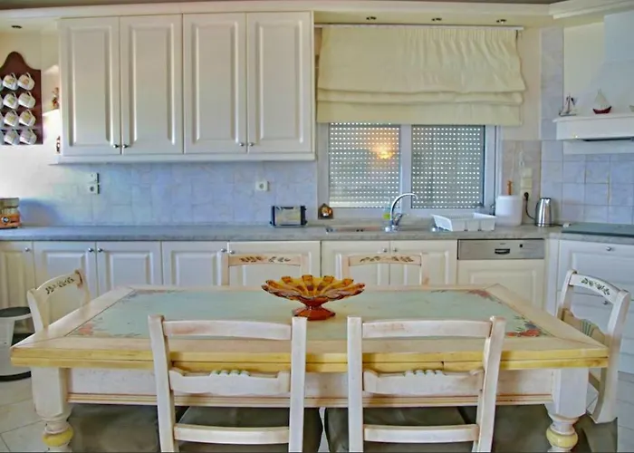 Elaia Sitia Center Sea View Apartment